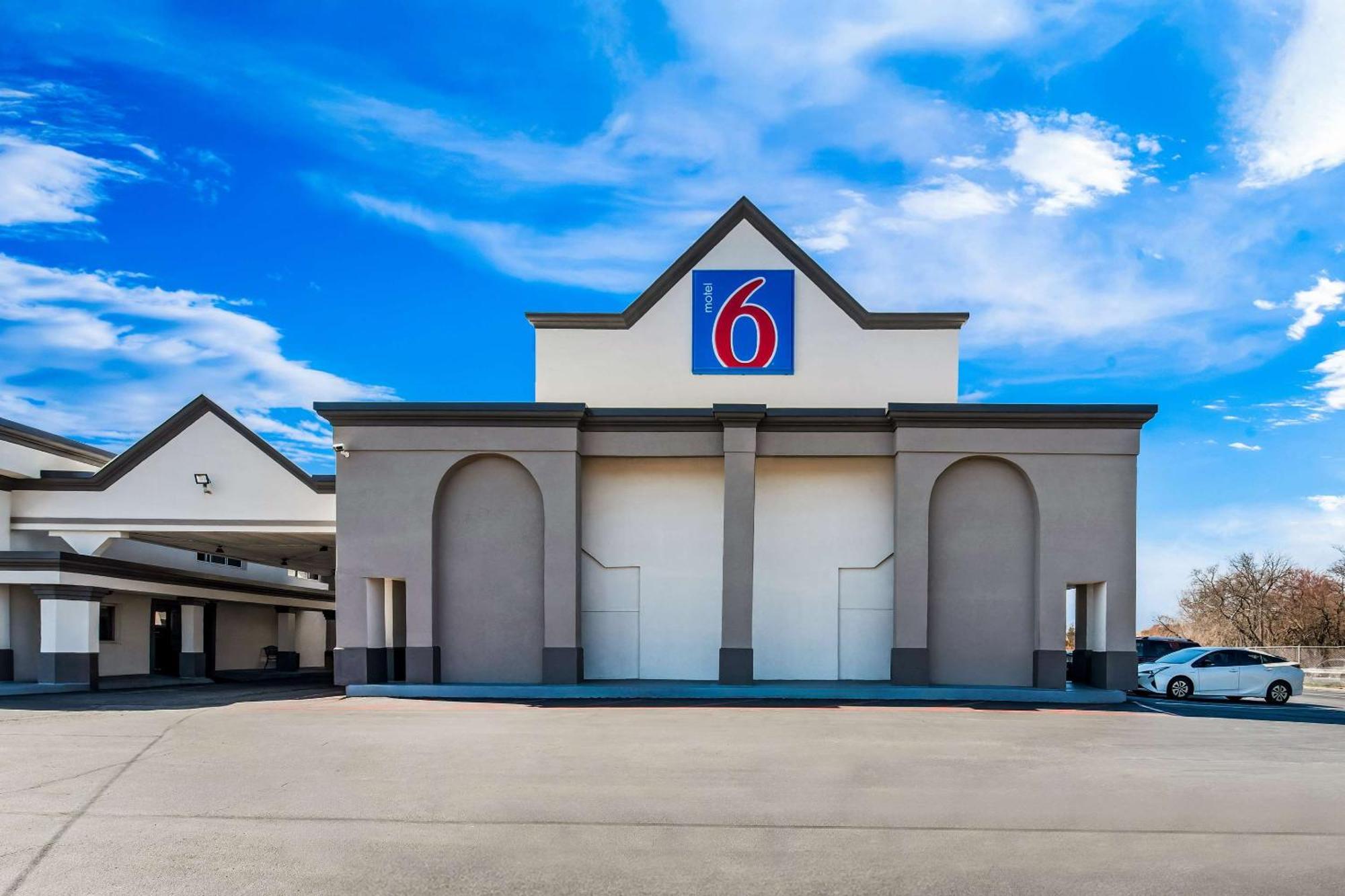 Motel 6 Lester - Philadelphia Airport Dış mekan fotoğraf